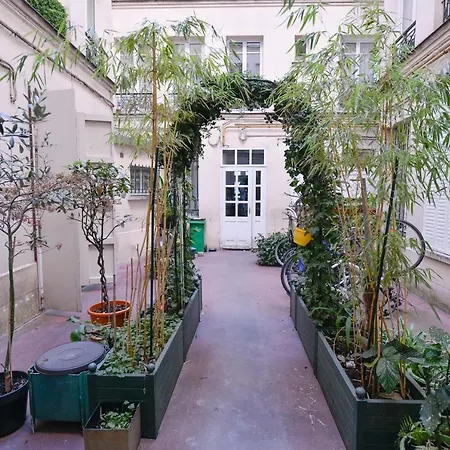 La - Charming 2 Apartment